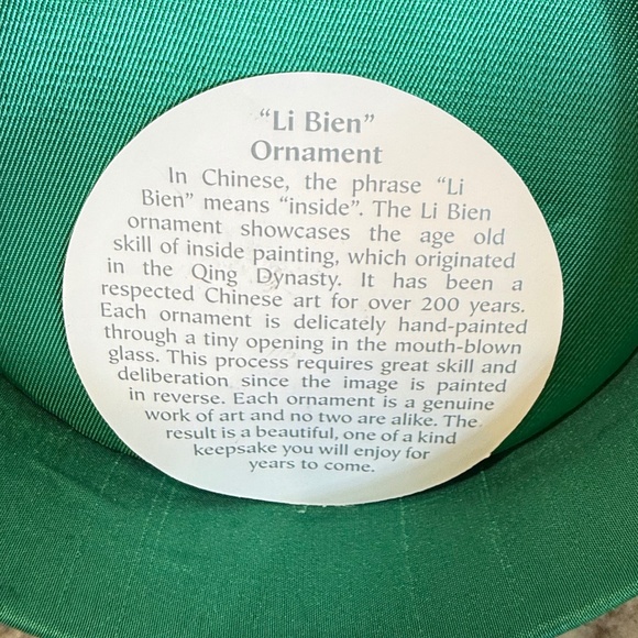 Pier 1 Li Bien 2007 Santa Christmas Glass Ornament Hand Painted w/storage box 4" - Picture 10 of 14